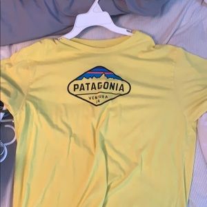 Yellow Patagonia T-Shirt XL Slim fit
